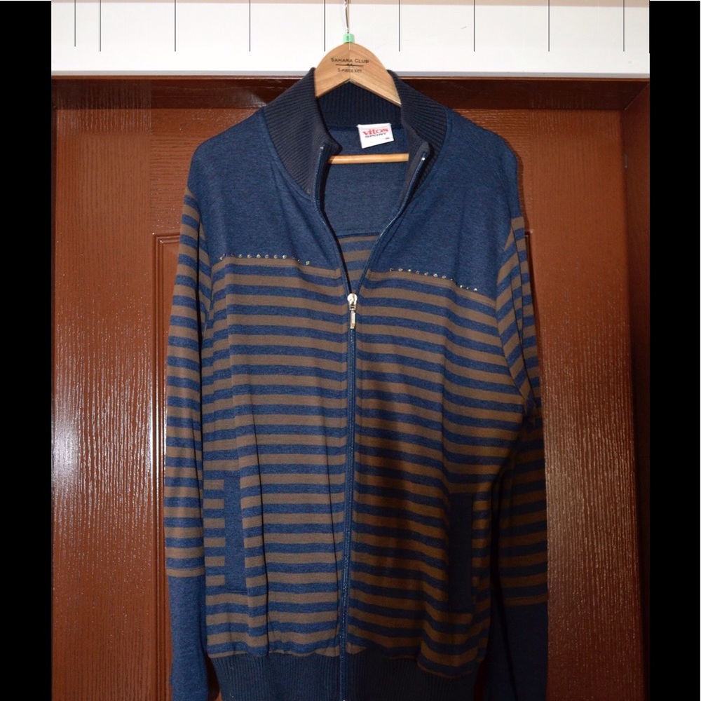 ⭐️Zip Sweater never used but washed⭐️