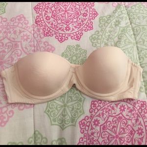 Strapless nude bra