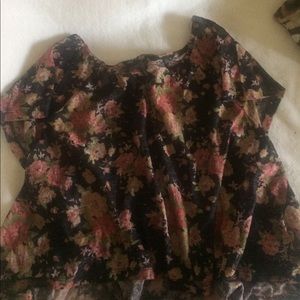 Flowy shirt top