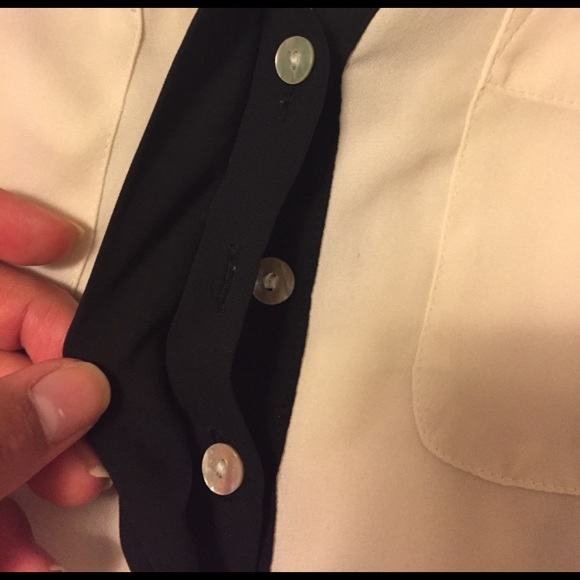 H&M blouse - Picture 3 of 3