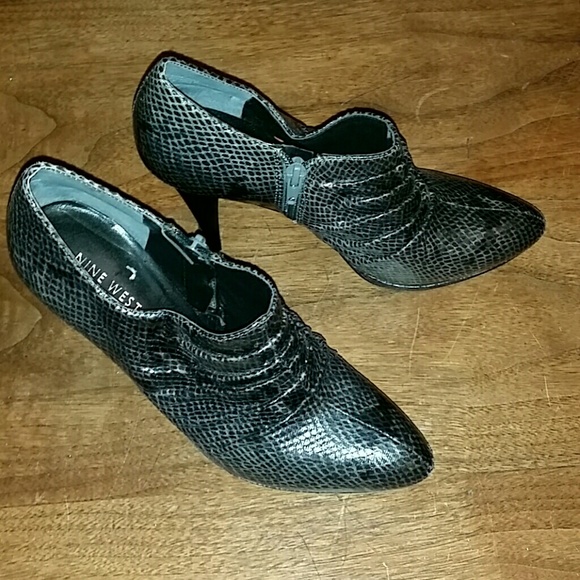 Nine West Booties 7M - Picture 1 of 5