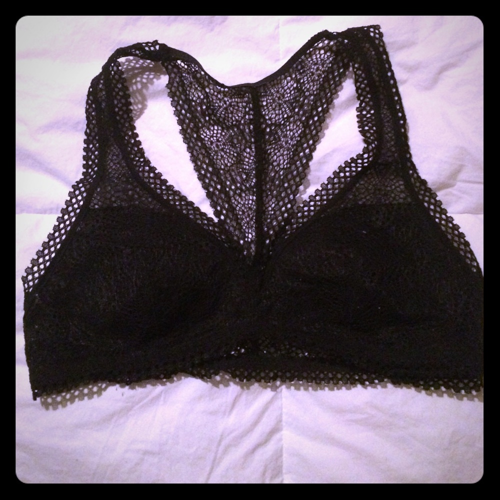 Black Victoria's Secret bralette
