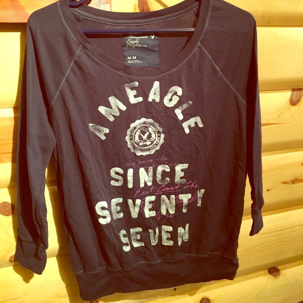 Off the Shoulder AE tee