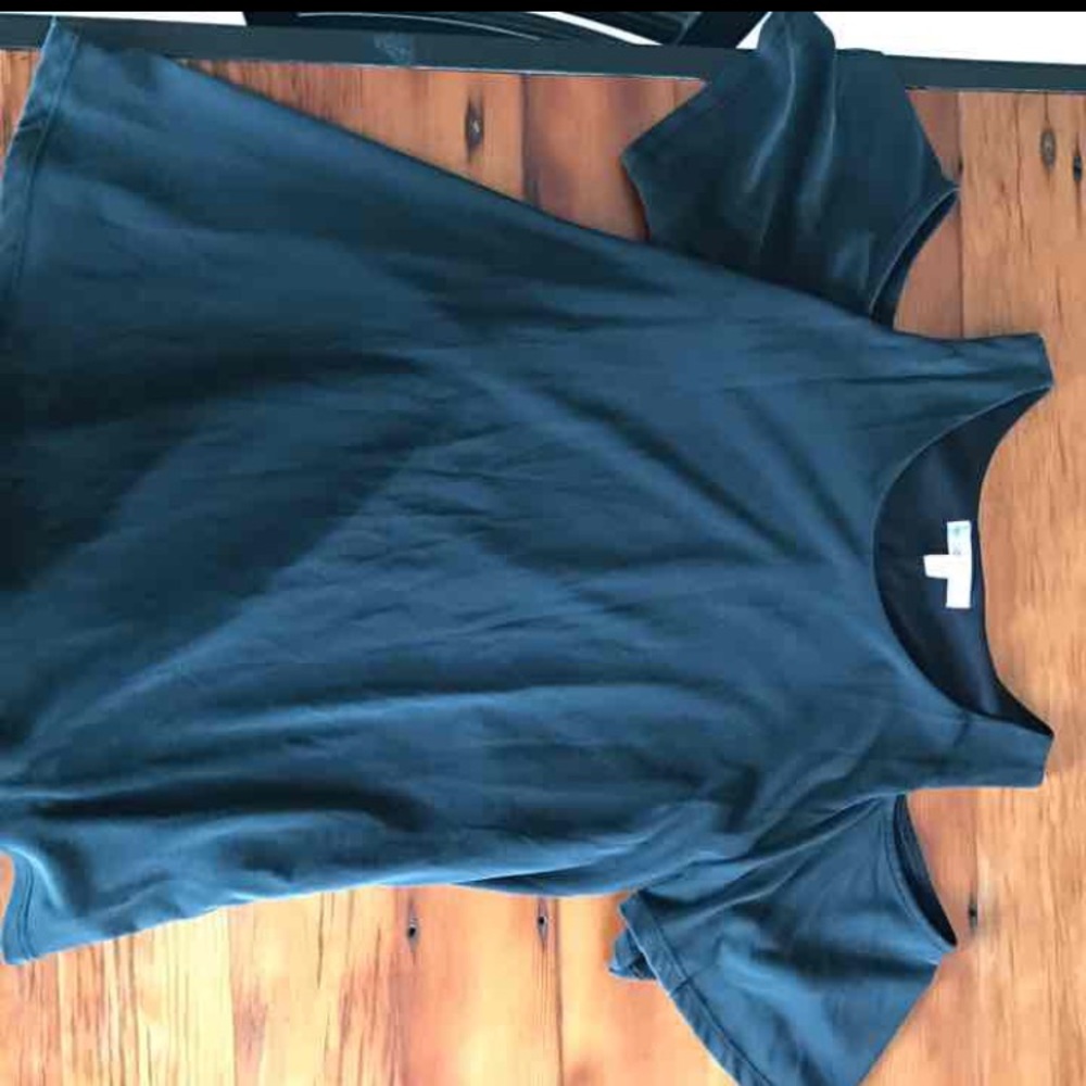 Open shoulder shirt