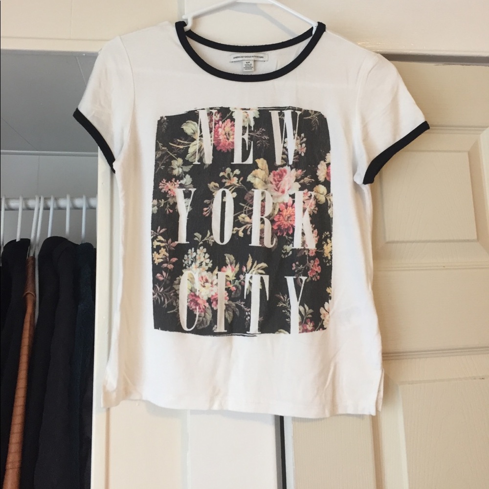 American Eagle crop top