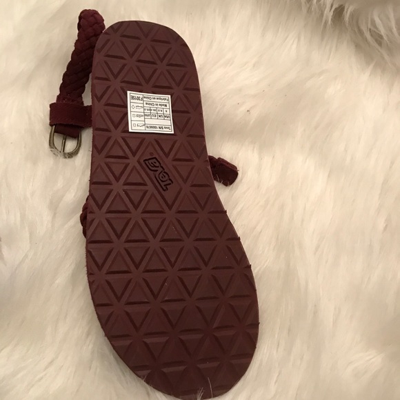 NWOB Zinfandel suede braided  teva - Picture 4 of 4