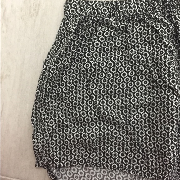 soft shorts - Picture 3 of 3