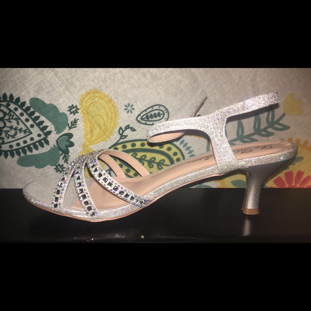 "De Blossom Collection" Heels (New!)