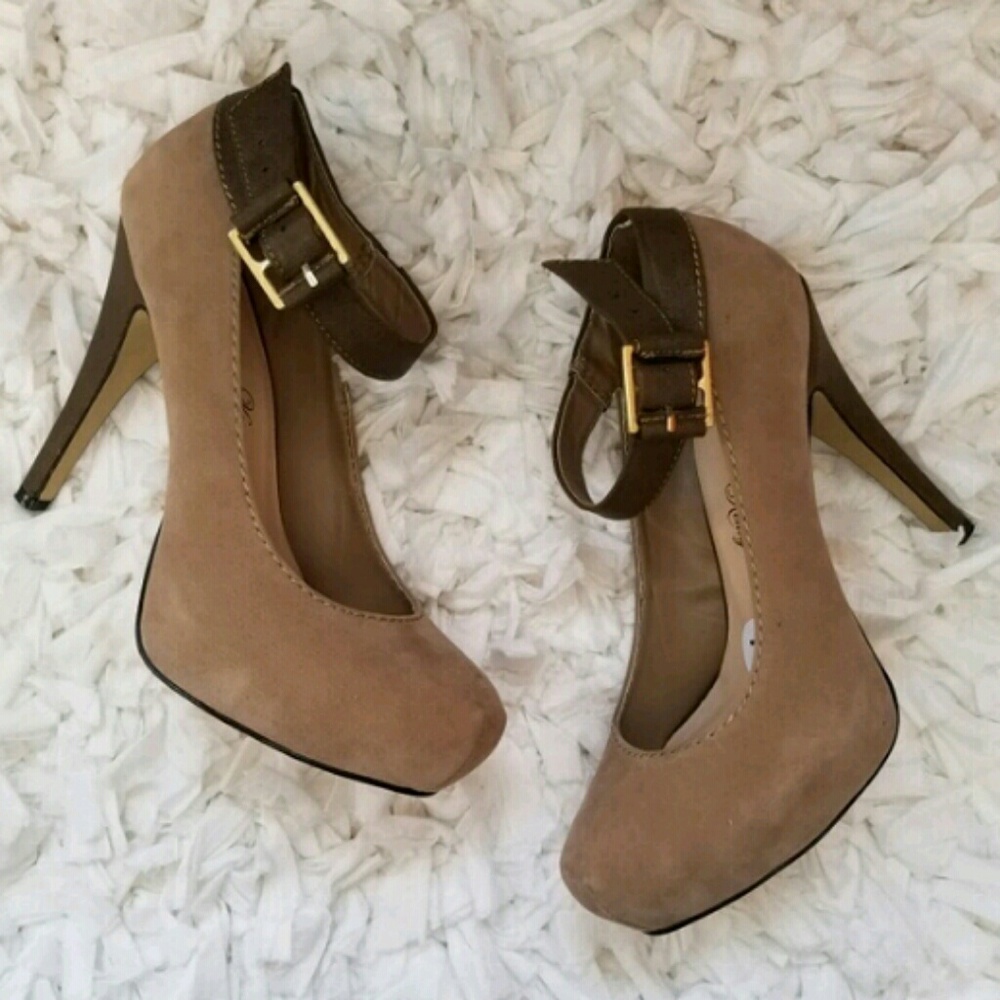Brown & Tan heels