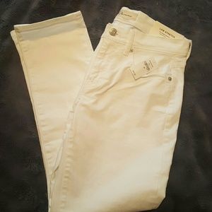 LAST CHANCE BRAND NEW White Gap Jeans size 26
