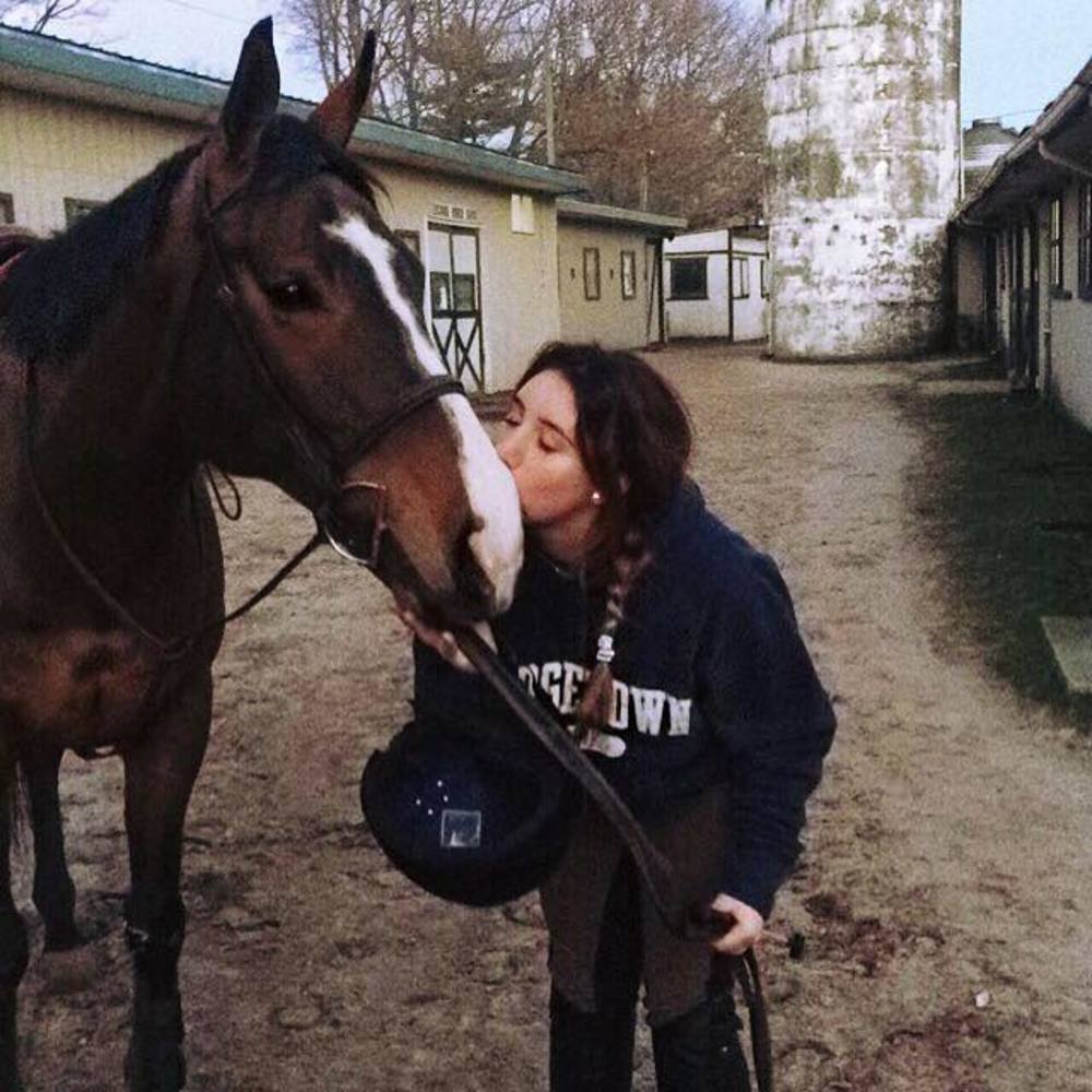 Meet your Posher, Karina