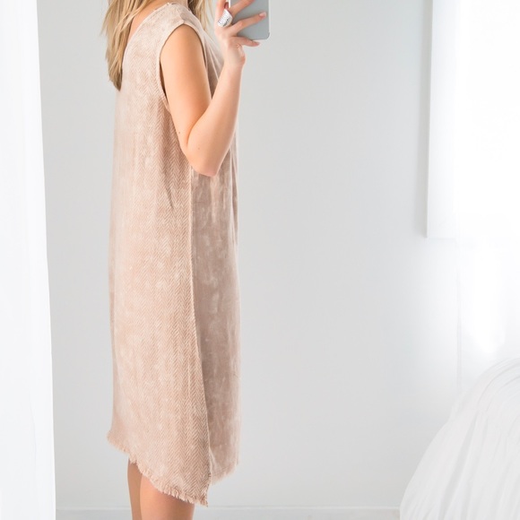 NoHo Raw Edge Midi *LAST 1! - Picture 5 of 6