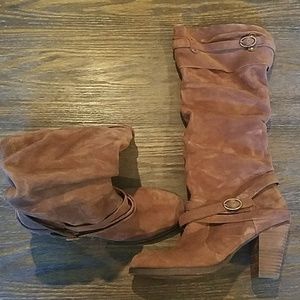 Steve Madden suede boots