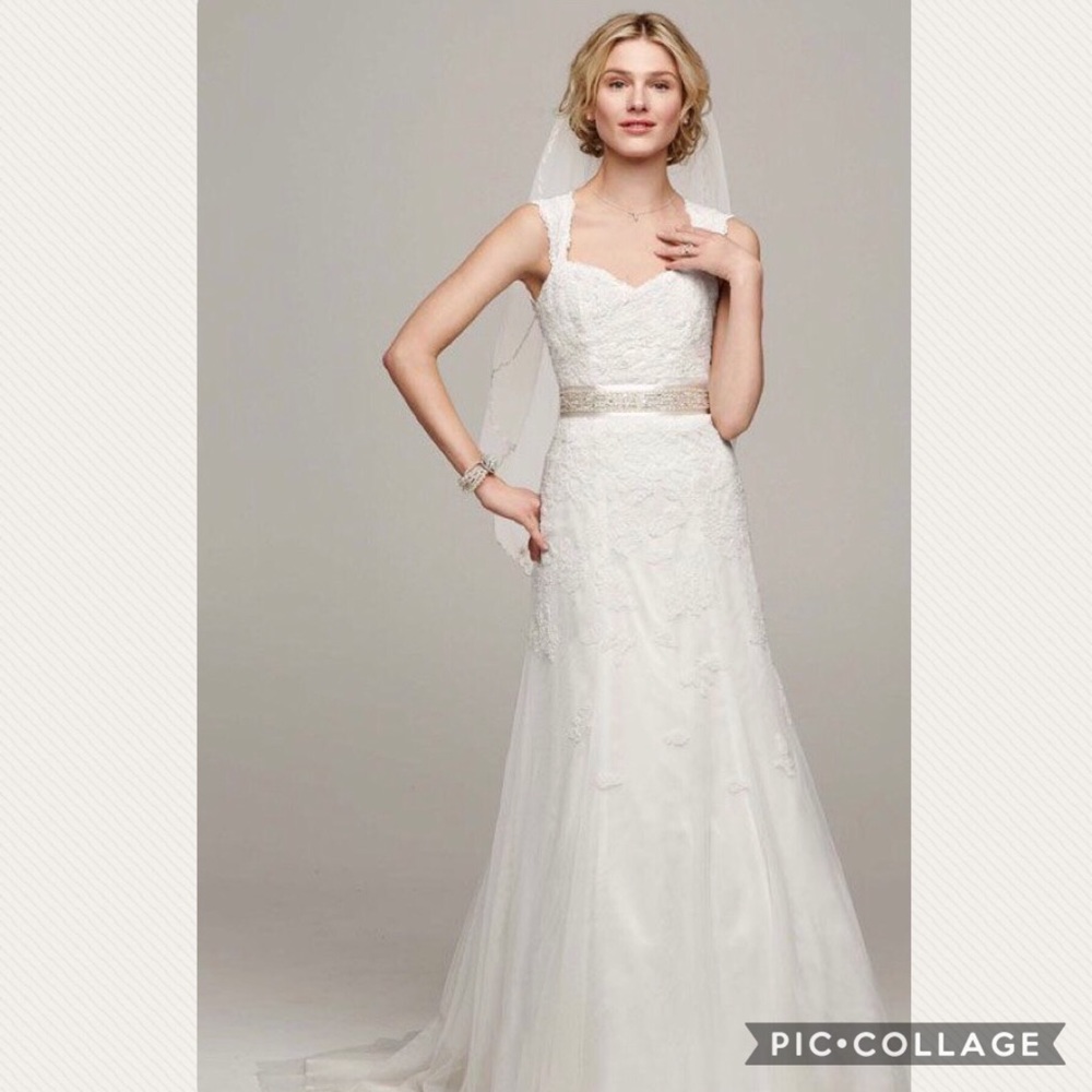 Romantic Lace Wedding Dress