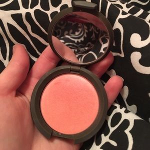 Flowerchild blush by BECCA