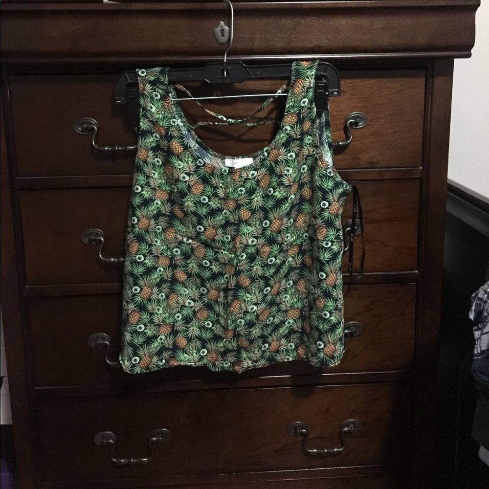 Pineapple tank top
