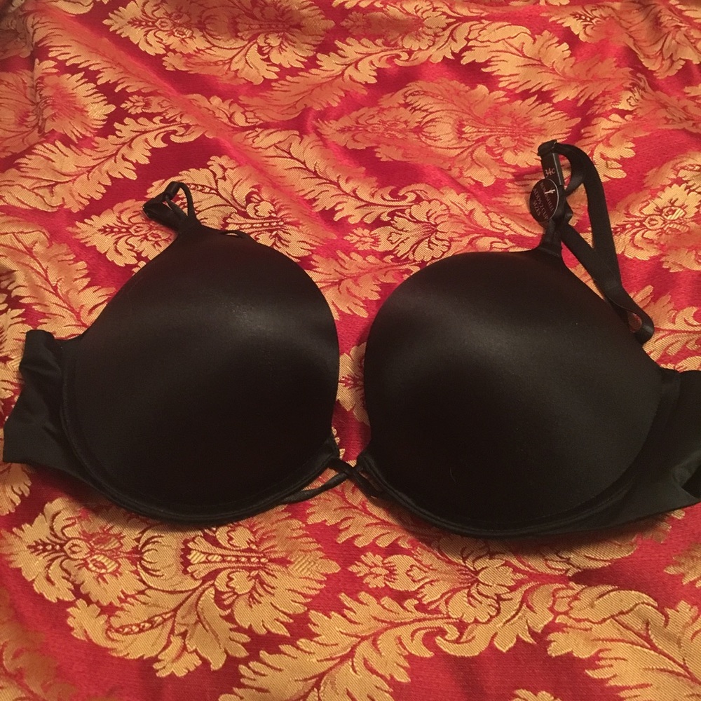 VICTORIA SECRET BLACK 34C BOMBSHELL BRA!!!!