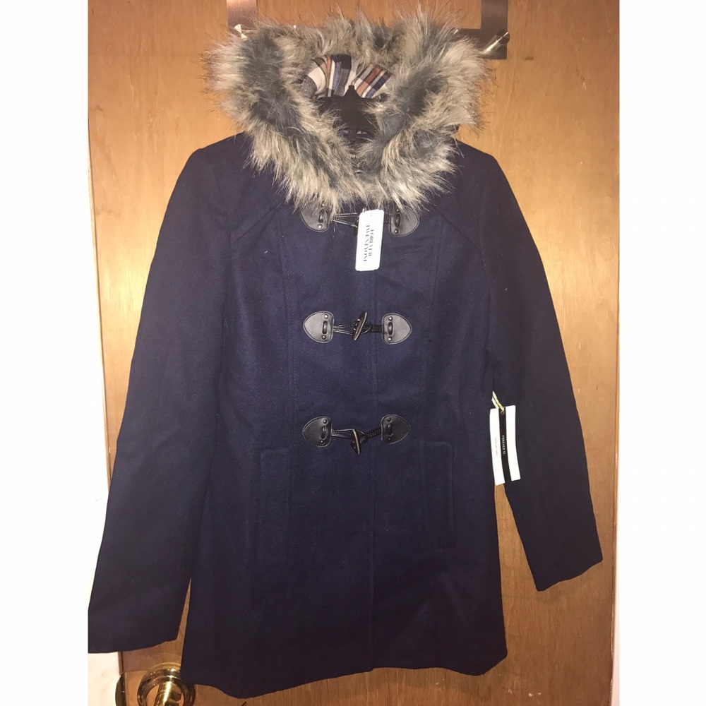NWT!! Navy blue jacket w/faux fur hood