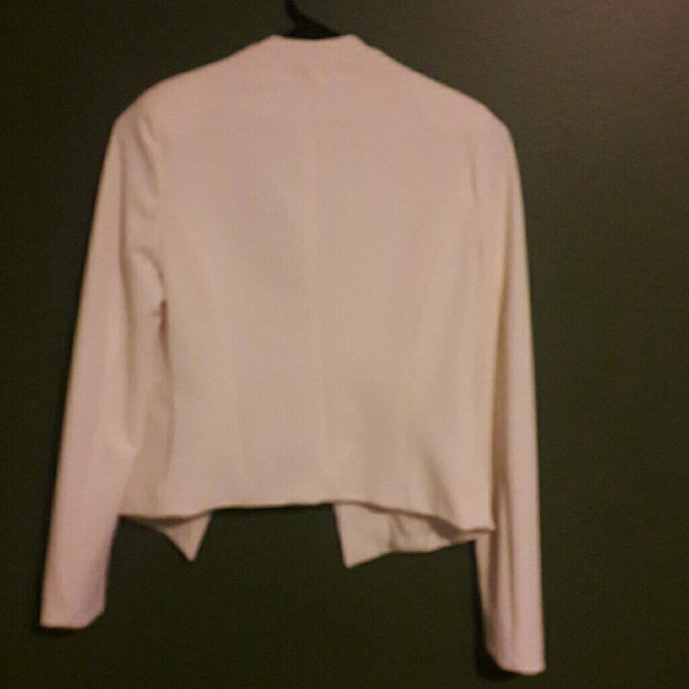 Blazer - Picture 2 of 2