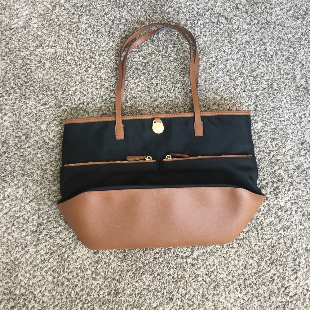 Michael kors navy blue bag