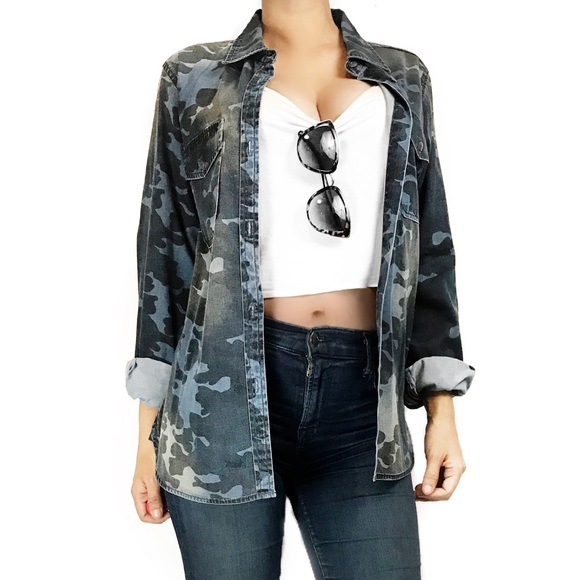 true grit Tops - Dylan by true grit camo print button down shirt