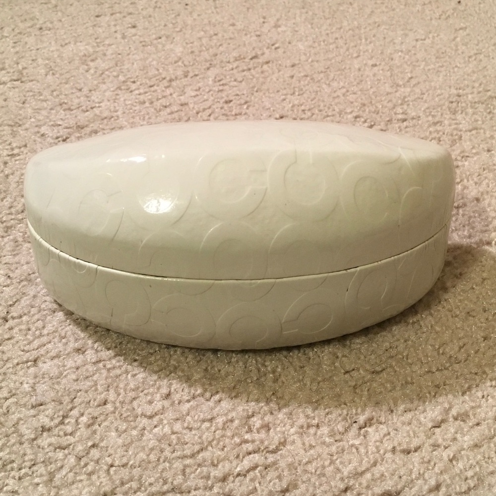 Coach sunglasses case