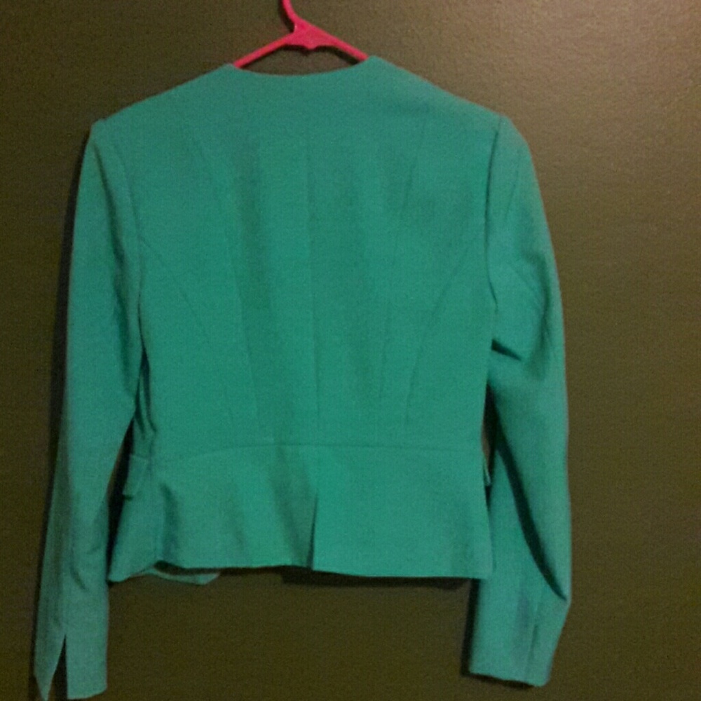Blazer - Picture 3 of 3