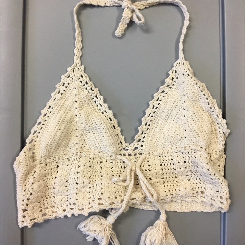 Kendall& Kylie crop top!