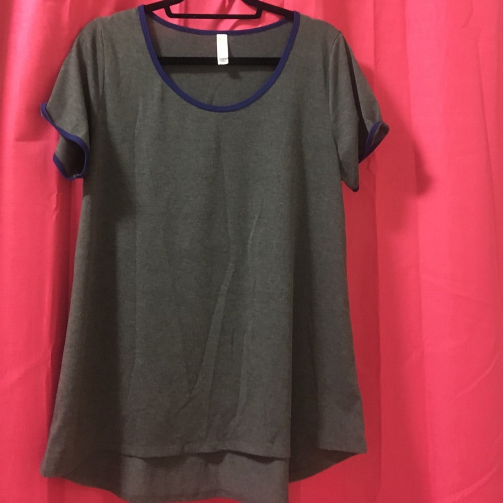 LulaRoe Classic Tee