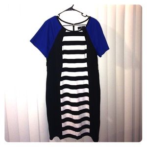 Multi colored flattering pattern mid length dress