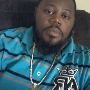 Meet your Posher, Derrick