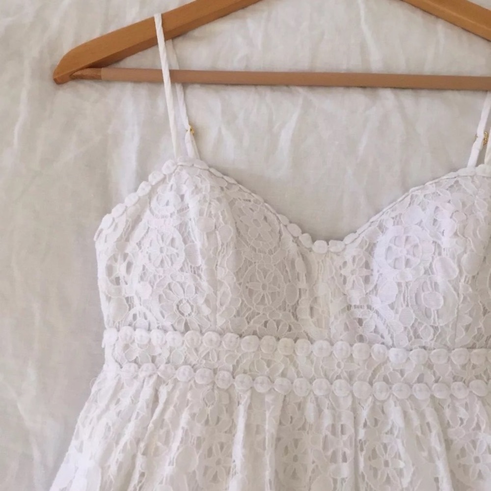 Lilly Pulitzer Joanna lace dress resort white - Picture 2 of 8