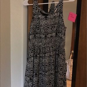 Forever 21 black and white dress