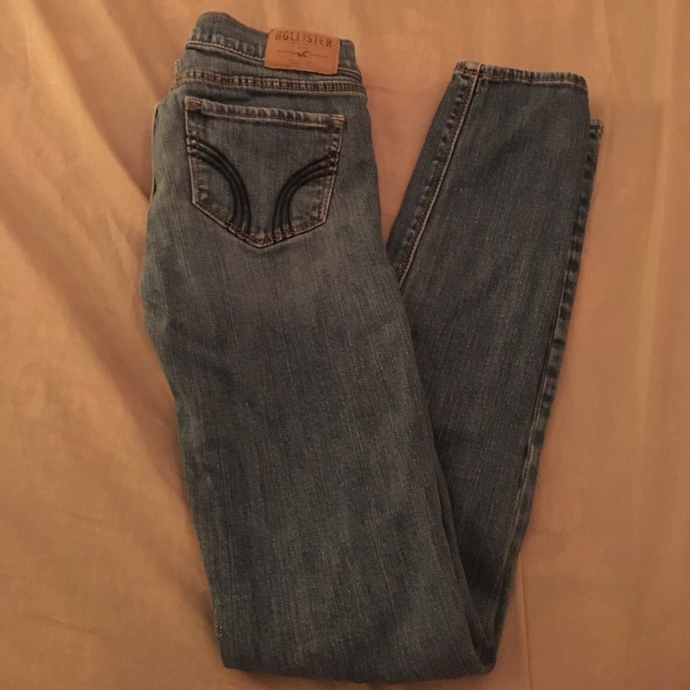 Hollister jeans