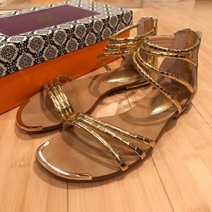 Isola Marisa Flat Gold Gladiator Sandals 7.5