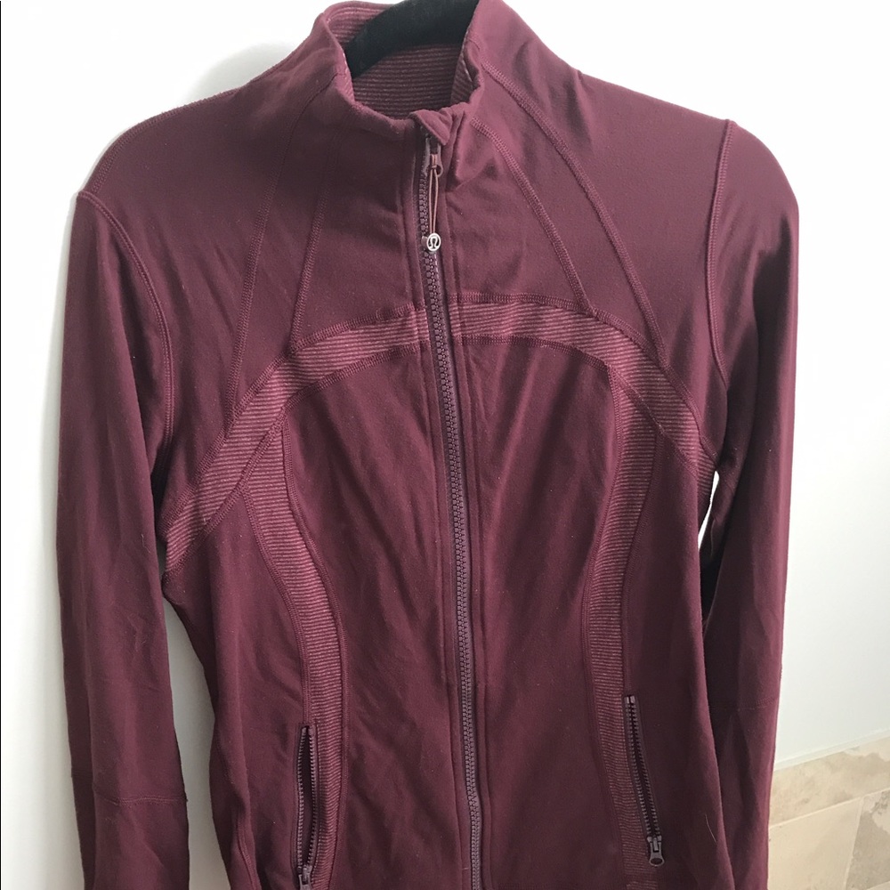 Lululemon original Define jacket burgundy size 12