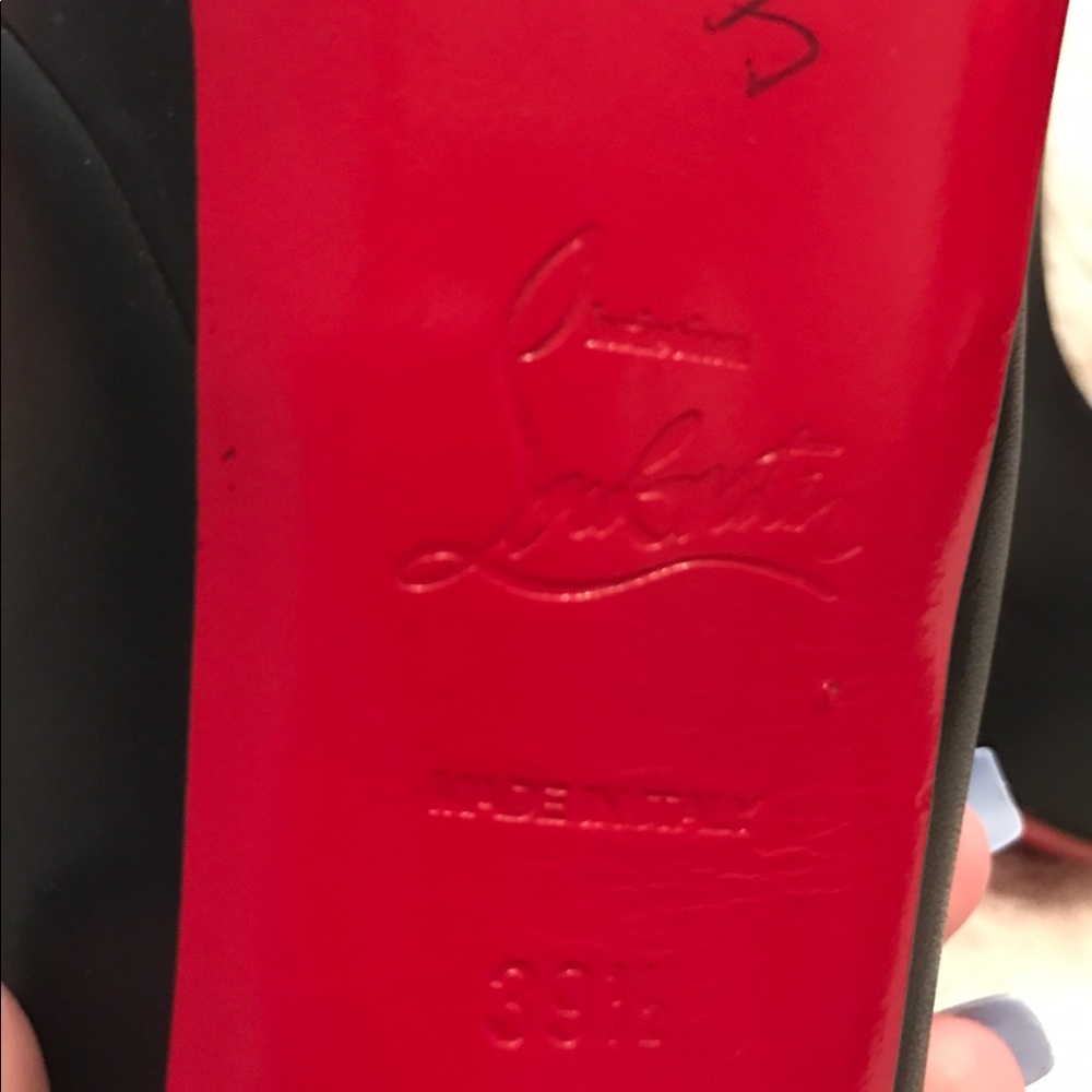 **SOLD** Christian louboutin 39.5 - Picture 6 of 7