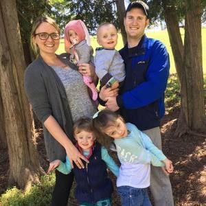 Meet your Posher, Anya