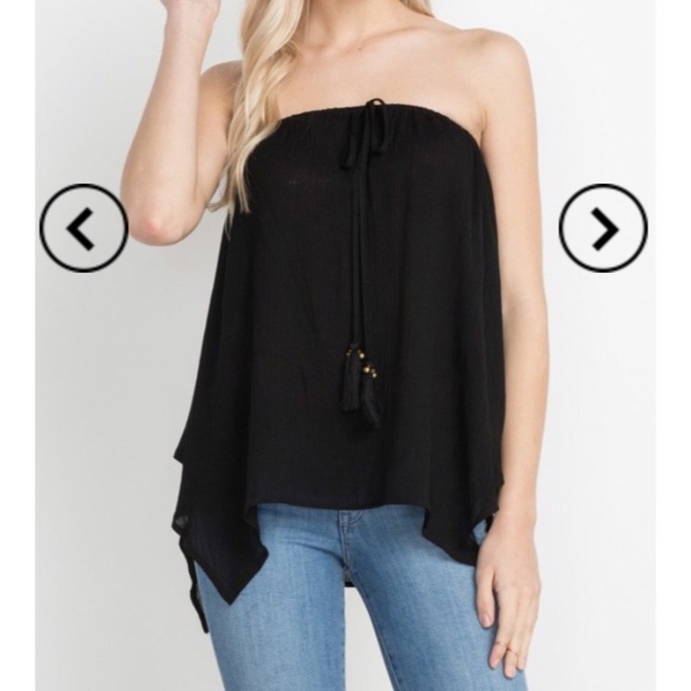 sleeveless black top