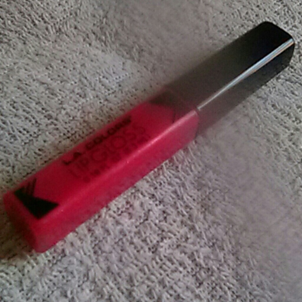 L.A Colors Lip gloss