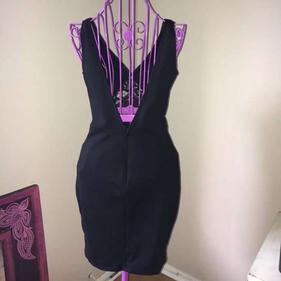 LAST CALL 9/11/22 - Black Cutout Abdomen Lace Appliqué Open Back Dress - Picture 5 of 7