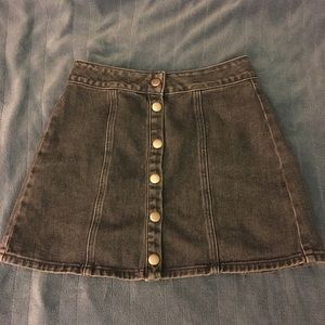 Brandy Melville Skirt!