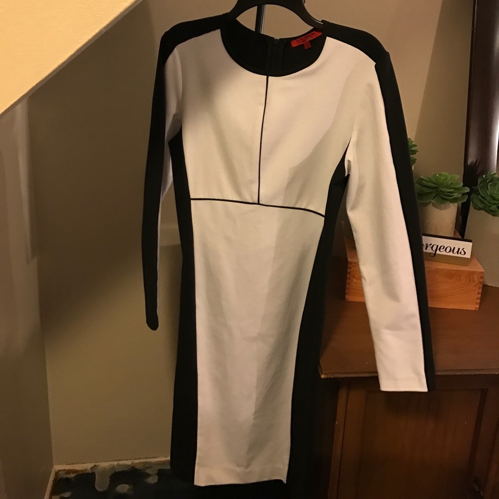 🔥🔥🛍Super stylish black and white dress🔥🔥🛍