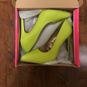 Charlotte Russe stilettos size 10