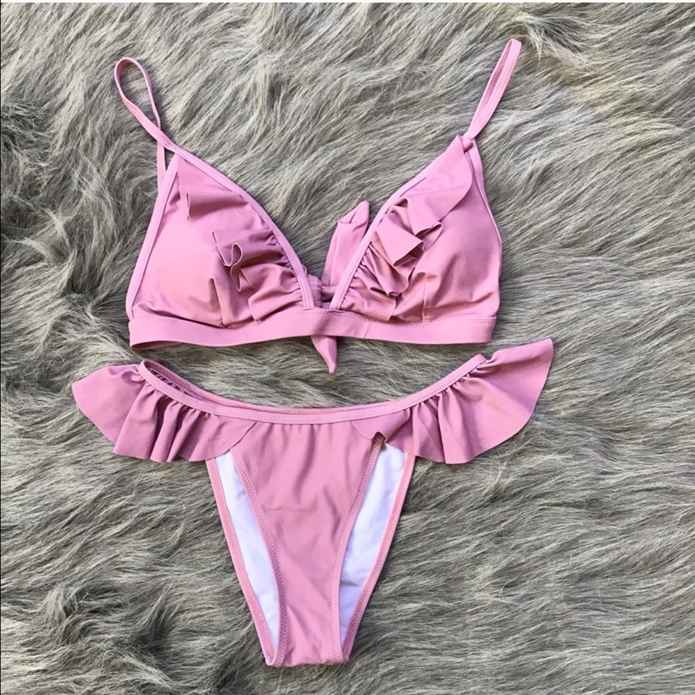 Boho ruffle bikini💐HOST PICK💐 - Picture 2 of 4