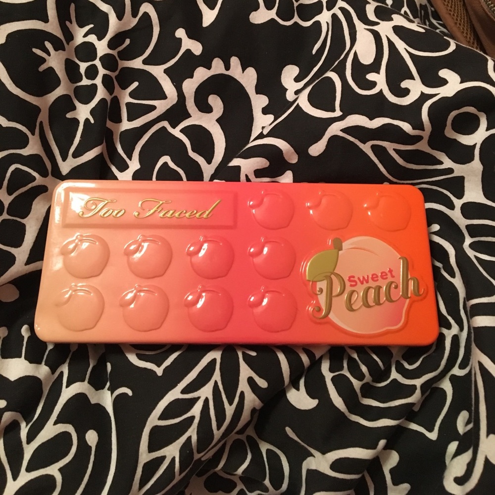 Too Faced Peach Palette!