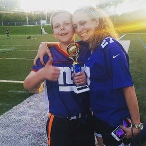 Meet your Posher, Carla