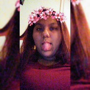 Meet your Posher, Candace