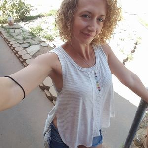 Meet your Posher, Amorette