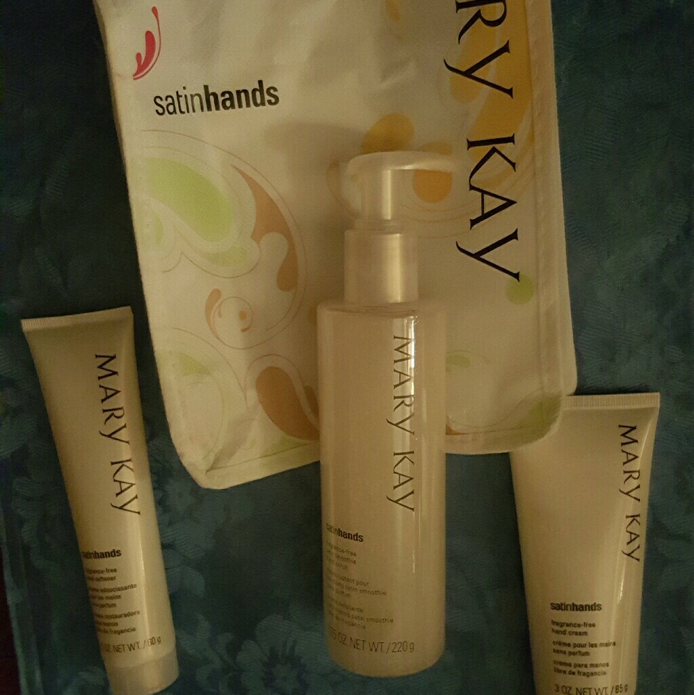 Universal body scrub set